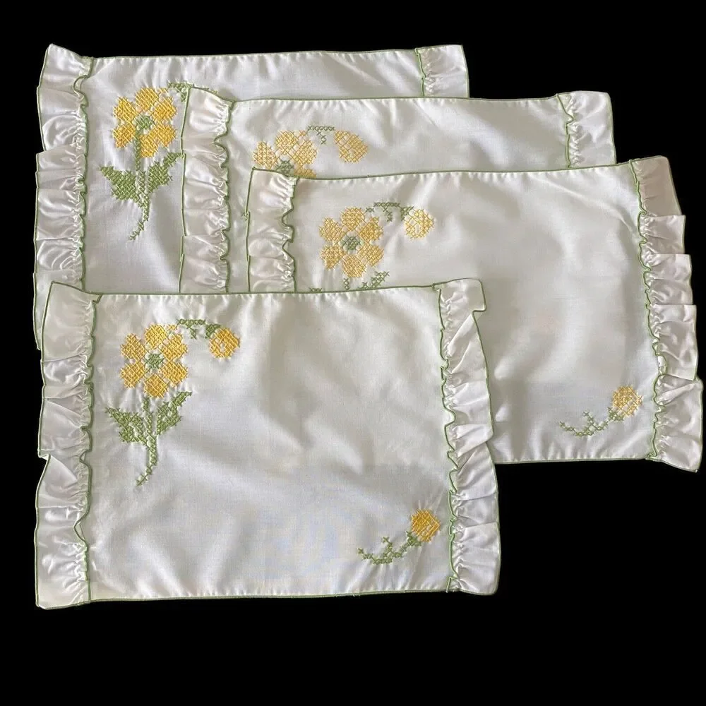 4 Vintage Placemats Cross Stitch Hand Embroidered Flowers 18 x 12.25